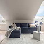 Comfort With Two Bedrooms And Beautiful View!! *