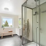 Comfort With Two Bedrooms And Beautiful View!! Tromsø