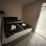 Comfort With Two Bedrooms And Beautiful View!! *
