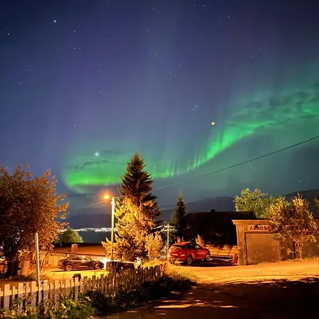 Cozy With Two Bedrooms And Beautiful View * Tromsø