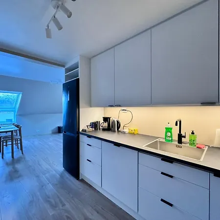 Cozy With Two Bedrooms And Beautiful View Apartman *