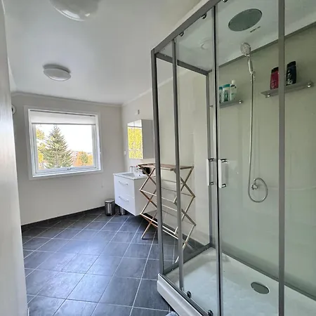 Cozy With Two Bedrooms And Beautiful View Tromso