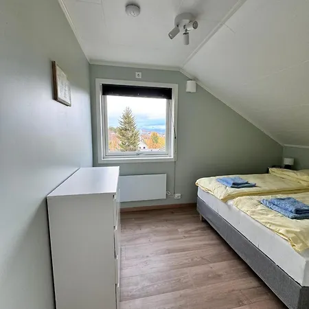 Cozy With Two Bedrooms And Beautiful View Apartman Tromsø