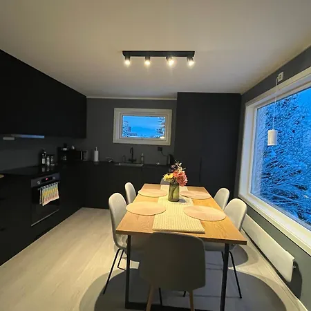 Comfort With Two Bedrooms And Beautiful View!! *