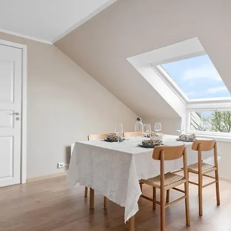 Apartment Comfort With Two Bedrooms And Beautiful View!! *