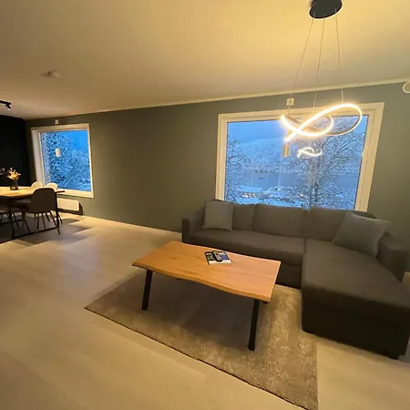 Apartment Comfort With Two Bedrooms And Beautiful View!! Tromso