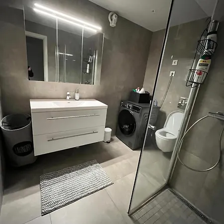 Comfort With Two Bedrooms And Beautiful View!! * Tromso
